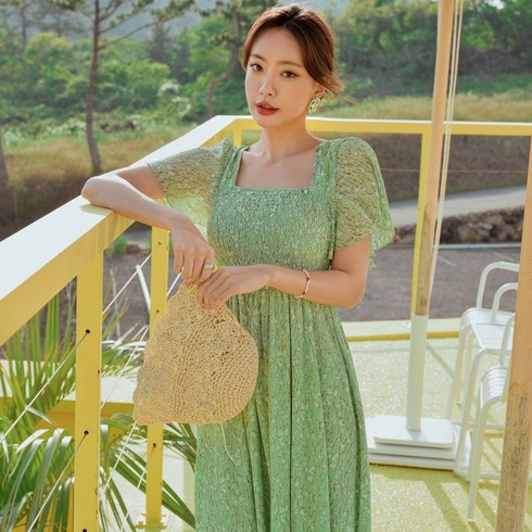 2023년 가성비 최고 여름쉬폰원피스 - 헤링본 롱 쉬폰원피스 여름 프릴 스모크 스퀘어넥 플레어 A라인 빅사이즈 휴양지 바캉스룩 비치웨어 HE051