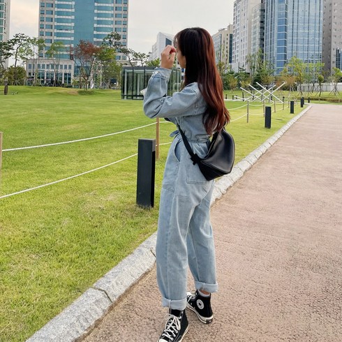 2023년 가성비 최고 디미토점프수트 - 커밍투유 연청 데님 점프수트