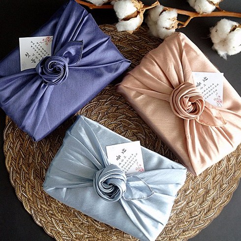 정민이네샵 비온뒤첫소금 해와달고운소금 2조 3조세트 장미실크 보자기포장 천일염 소금답례품 고급답례품 돌잔치답례품 교회답례품 고희답례품 추석 명절 선물세트 스승의날선물, 복분자+인삼+청양고추 3조세트, 1세트