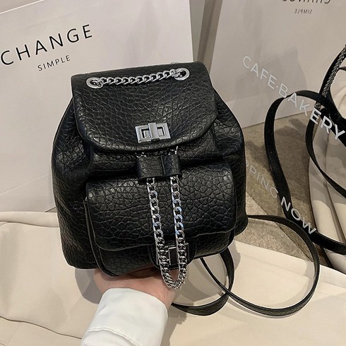 A2242 워리븐 레더 체인 미니백팩