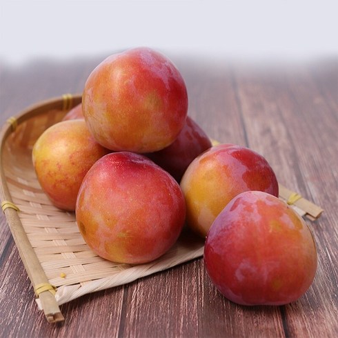 2023년 가성비 최고 자두 - [산지직송] 새콤달콤 의성 자두 2kg (개당 80g내외)