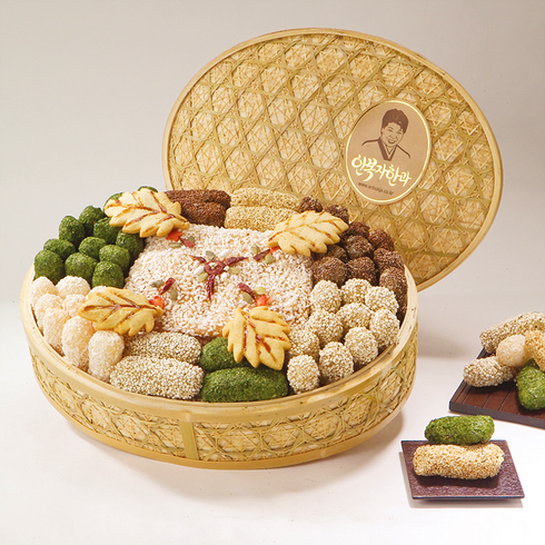 2023년 가성비 최고 명절선물세트 - 안복자한과 복타원 한과선물세트, 900g, 1세트
