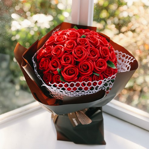 [웨딩나우ㅣ강추] 향기로운 아델라 비누꽃 다발로 특별한 순간에 화려함을 더하세요 [WeddingNOWㅣ인기상품]