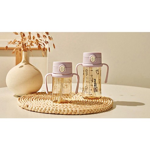 아이의 성장과 편리함을 동시에 고려한 베베락 빨대컵