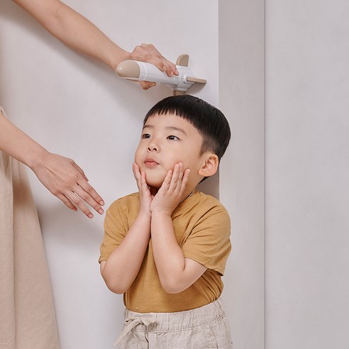 아띠래빗 키재기로 우리 아이의 소중한 성장 기록을 시작하세요!