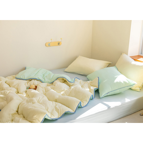 床上用品  梳妝  羽絨被  深度睡眠  睡眠  蜂蜜睡眠  深度睡眠  睡前  被子  被子