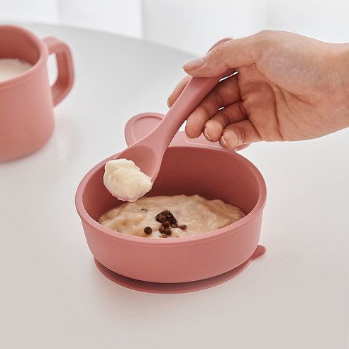 안전하고 사랑스러운 아띠래빗 토끼 실리콘 흡착볼로 행복한 식사 시간을 선물하세요!