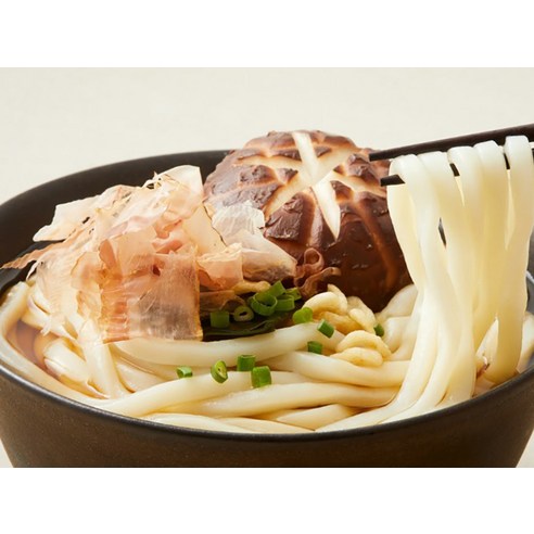 깊어가는 가을, CJ제일제당 가쓰오우동으로 따스함을 더하세요.