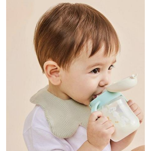 아기의 첫 물컵, 릿첼 TLI 스파우트컵: 안전하고 편안한 시작