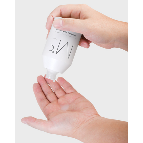 엠도씨 화이트닝 스킨 플러스 로션으로 빛나는 남성 피부를 완성하세요!