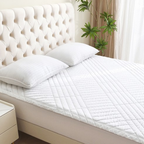 열대야 극복! 꿀잠 보장하는 마법의 냉감패드