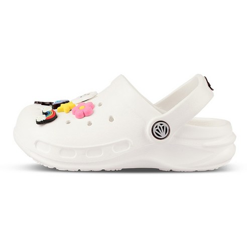 15종 파츠로 꾸미는, 아이의 개성을 담은 여름 샌들