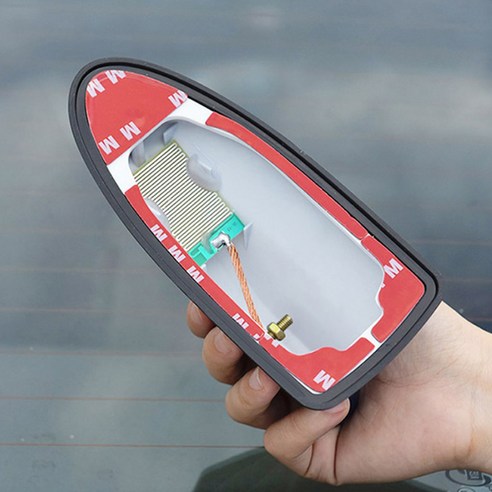 차별화된 자동차 스타일을 완성하는 어반카 샤크 안테나