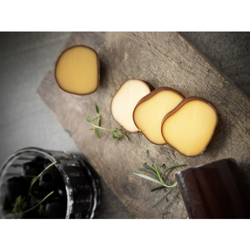 훈제 향이 예술! 프리코 스모크드 치즈로 식탁을 풍요롭게!