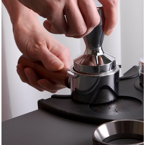 커빙 드롱기 바텀리스 포터필터: 홈 바리스타를 위한 커피 추출의 향상된 제어력과 풍부함