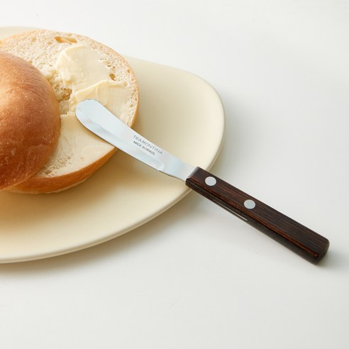 고급스러움과 실용성을 겸비한 트라몬티나 폴리우드 버터나이프