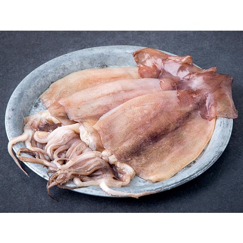 신선함이 살아 숨 쉬는 구룡포 반건조오징어, 풍요로운 맛과 편리함을 한 번에