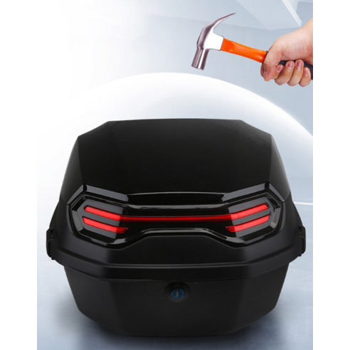 어반카 하이어 탑박스로 헬멧 보관 걱정 없이 편리하고 안전한 라이딩을