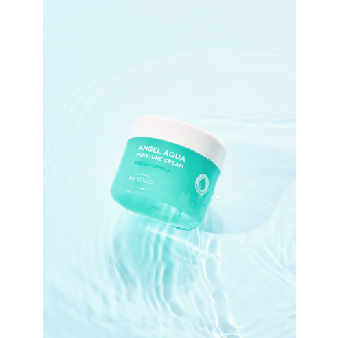 천사의 속삭임처럼 촉촉하고 순한 수분 진정 케어