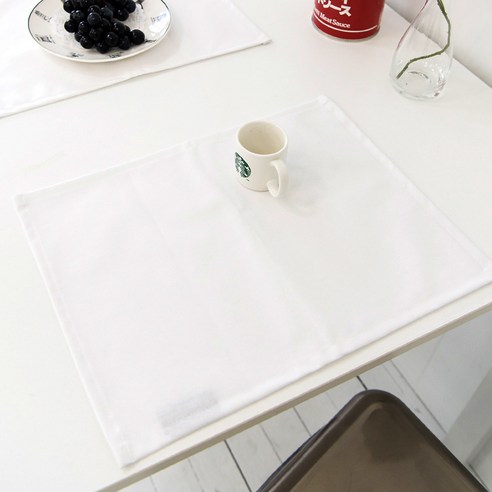 아포아룸 헤이든 선염 방수 테이블매트, 화이트, 29 x 40 cm