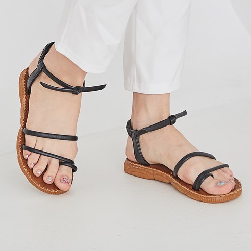 하루반 애돌슨 스트랩샌들 2cm