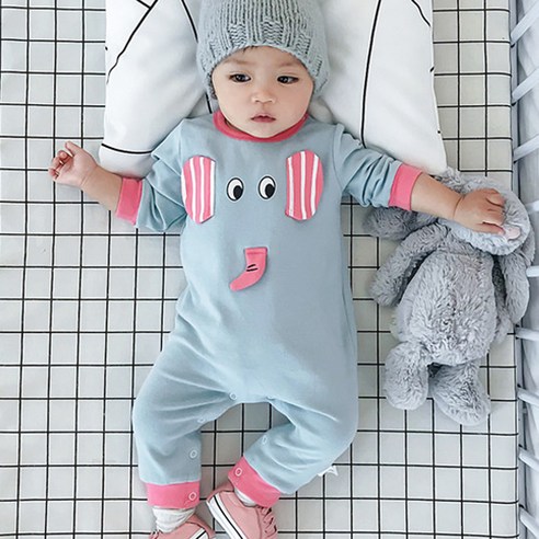 구름위에햇님 코끼리 우주복