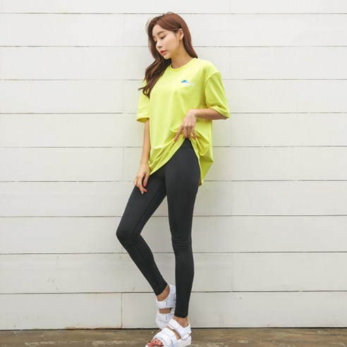 튜브트리 여성용 오버핏 반팔 래쉬가드 상하 세트 BE6218N, 형광그린(상의), 블랙(하의)