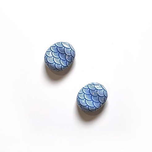 자연의 아름다움과 실용성을 담은, 세련된 식탁 연출