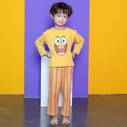 아동용 스폰지밥 파자마 상하의 세트