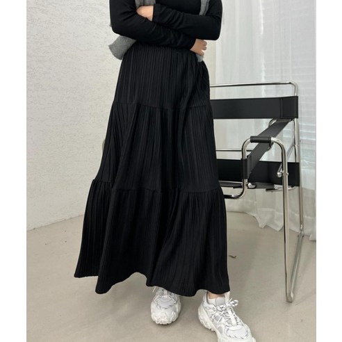 女  時尚  服裝  下裝  長裙  成年女性  成年女性  婦女  女人  淑女