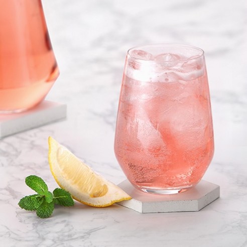 상큼함이 톡톡! 오션스프레이 스파클링 애플 크랜베리 탄산음료로 일상에 활력을 더하세요.