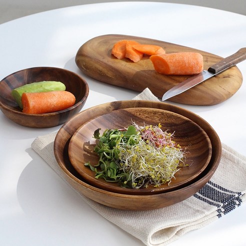 아카시아 원형 플레이트 3종 세트 - 자연 친화적이고 세련된 디자인의 다용도 플레이트 세트