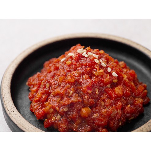 입맛 돋우는 바다의 향, 본죽 오징어 초무침으로 간편하게 즐기는 미식 경험