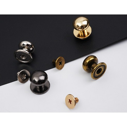 솔트레지 실버 장식으로 가죽공예에 특별한 가치를 더하다