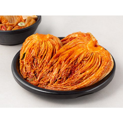깔끔하고 칼칼한 풍미가 입맛을 사로잡는 포기김치