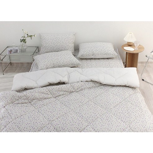 床上用品  梳妝  羽絨被  深度睡眠  睡眠  蜂蜜睡眠  深度睡眠  睡前  被子  被子