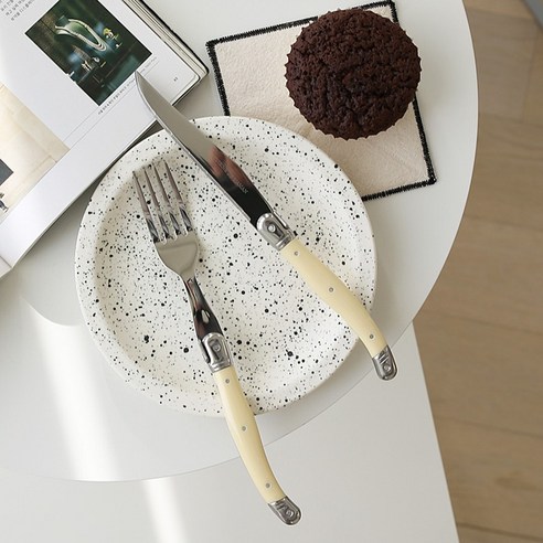 주방에 프랑스의 감성을 더하다, 퀴진드마망 라귀올 커트러리 세트