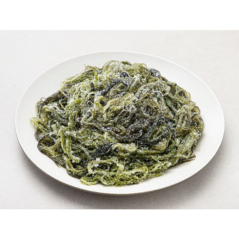 바다의 건강함을 담은 완도 명품 미역줄기로 풍요로운 식탁을!