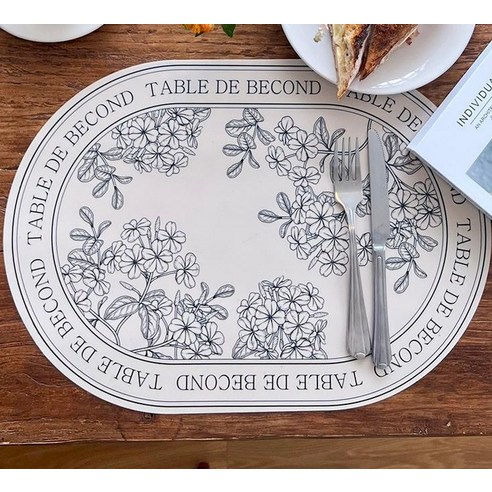 실용성과 디자인을 모두 갖춘 테이블 매트