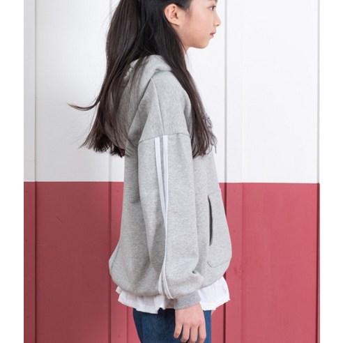 가을철 바람에 휘날리는 것을 저항하는 아늑한 제니 여아용 두줄 후드 집업