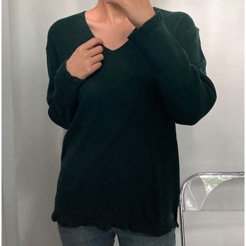 女  時尚  服裝  上衣  V 領  針織  毛衣  成年女性  成年女性  女裝