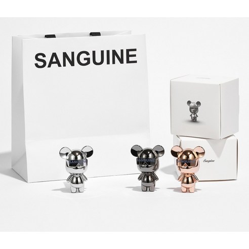 사랑스러운 향기로 채우는 드라이브, 생귄 곰돌이 차량용 방향제