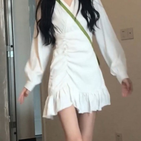 피어니스트 프릴 달콤 긴팔 원피스 R
