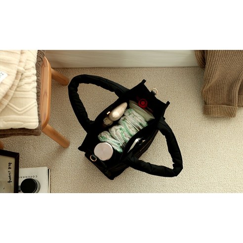 아기와 함께하는 시간을 편안하고 편리하게 만드는 궁극의 기저귀가방