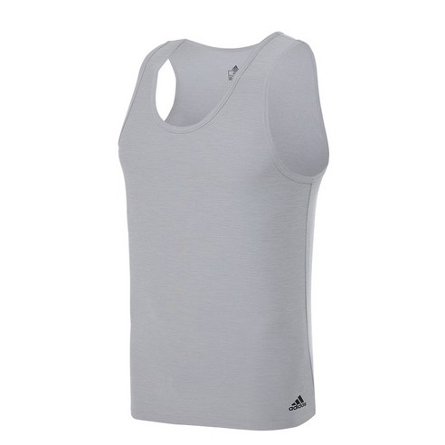 자유로운 질주를 위한 완벽한 동반자, 아디다스 에어로레디 에센셜 런닝 3종 세트