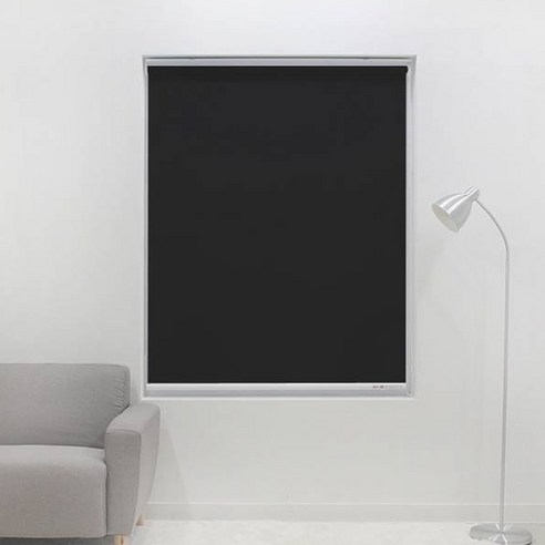 깊고 아늑한 어둠, 윈스케치 다크 롤 암막 블라인드로 완성하는 완벽한 휴식 슬라이딩블라인드