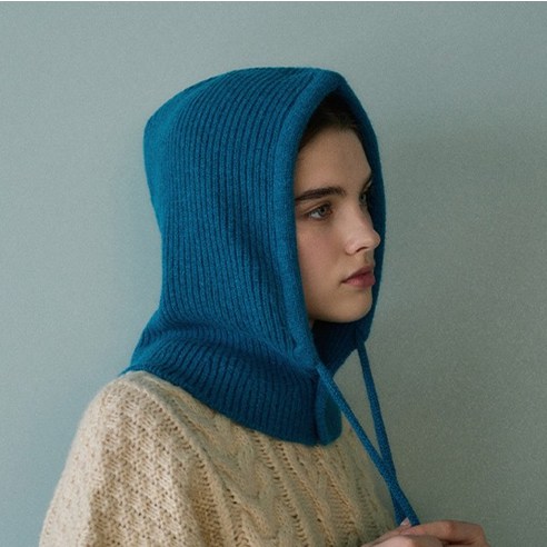 겨울 추위, 스타일과 따뜻함으로 녹이다: 랩 여성용 울니트 바라클라바 AQ7AHA02