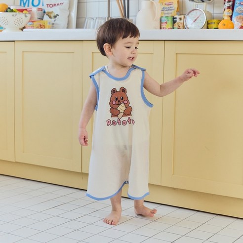 밤새 뒤척이는 우리 아기, 꿀잠을 위한 마지막 선택? 로토토베베 수면조끼 솔직 후기 에콘드수면조끼