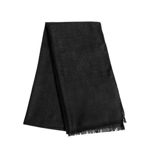 구찌 GG 울 실크 스카프: 당신의 겨울 스타일을 완성하는 마법