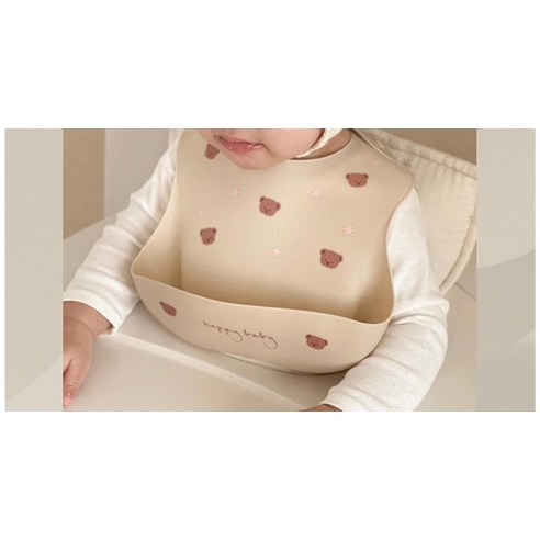 민소매 디자인으로 이유식 전쟁 끝! 리뗀클로르 실리콘 턱받이